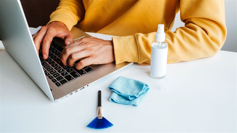 Tuyệt chiêu vệ sinh các linh kiện trong laptop sạch như mới