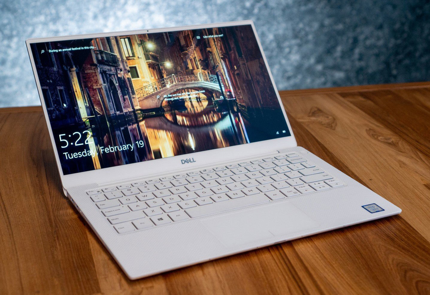 Nên chọn laptop mỏng nhẹ của hãng nào chuẩn nhất?